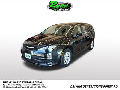 2023 Chrysler Voyager LX