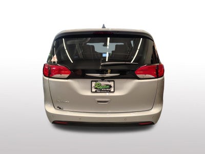 2026 Chrysler Voyager LX