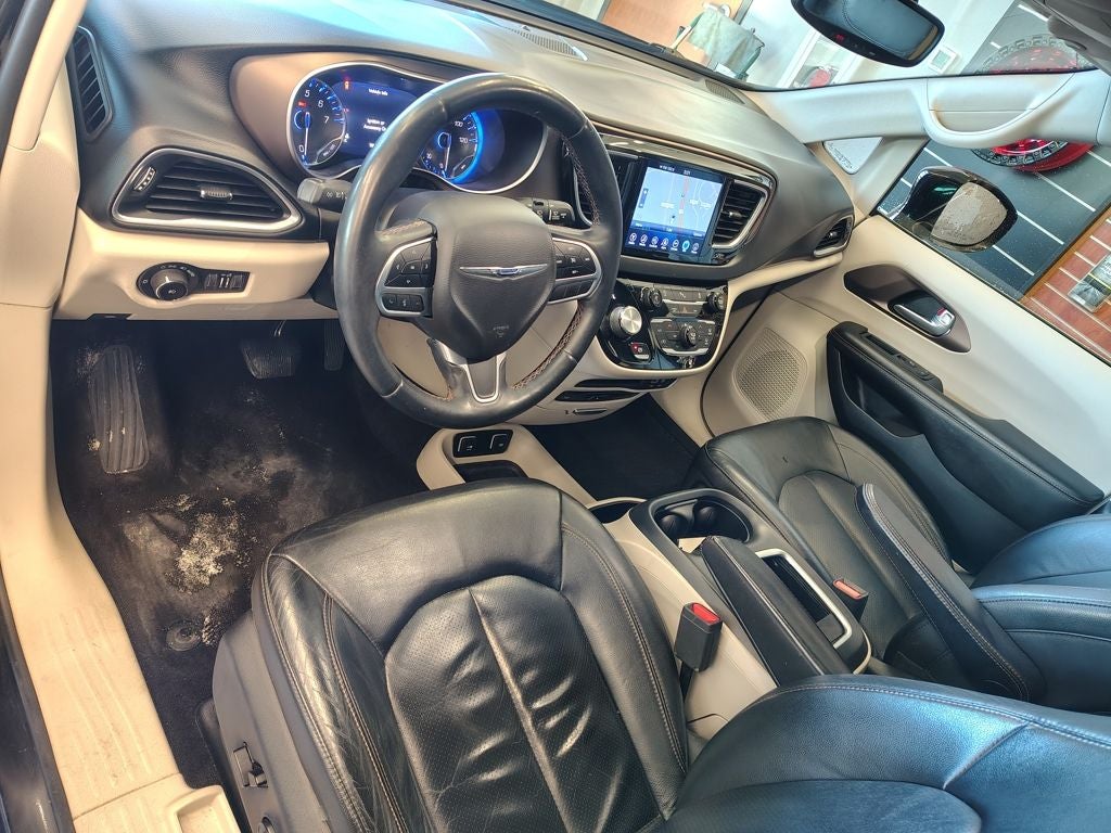 2017 Chrysler Pacifica Touring L Plus