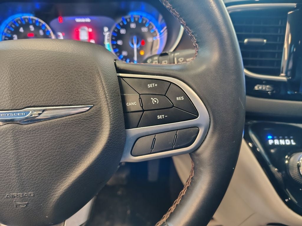 2017 Chrysler Pacifica Touring L Plus