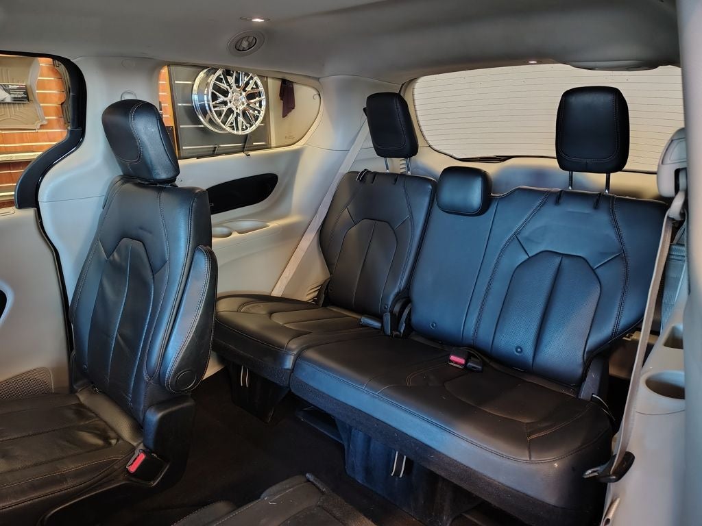 2017 Chrysler Pacifica Touring L Plus