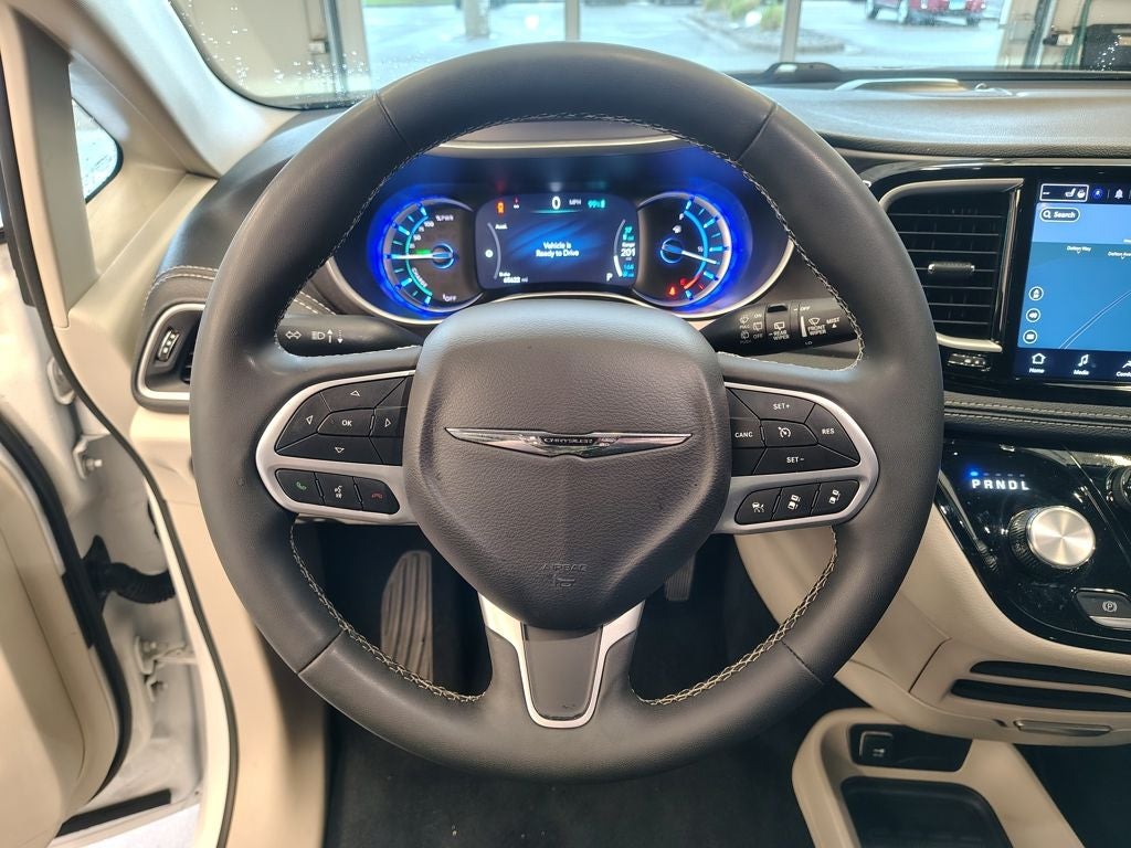 2024 Chrysler Pacifica Hybrid Select