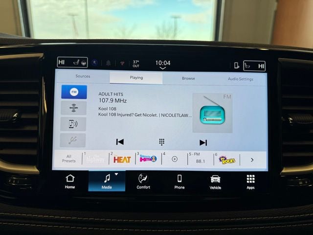 2026 Chrysler Pacifica Select