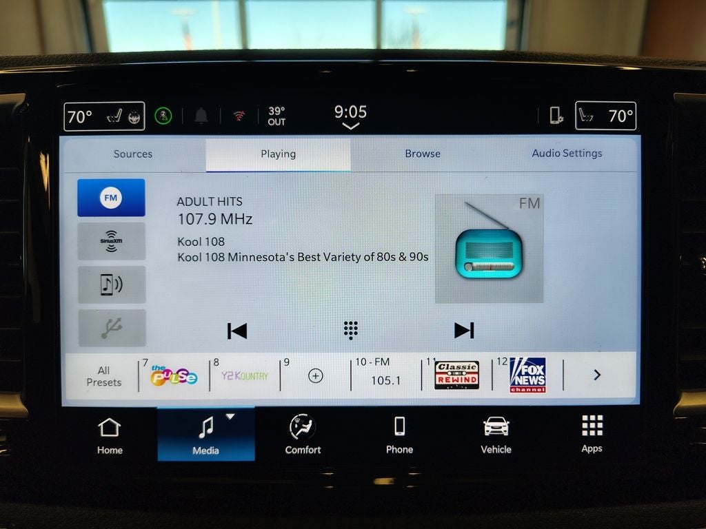 2026 Chrysler Pacifica Select