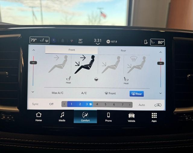 2026 Chrysler Pacifica Select