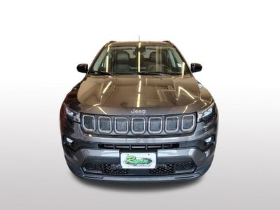 2022 Jeep Compass Latitude Lux