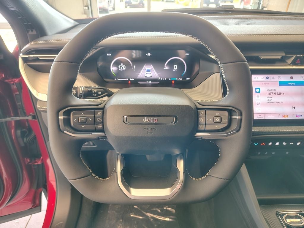 2026 Jeep Cherokee Laredo