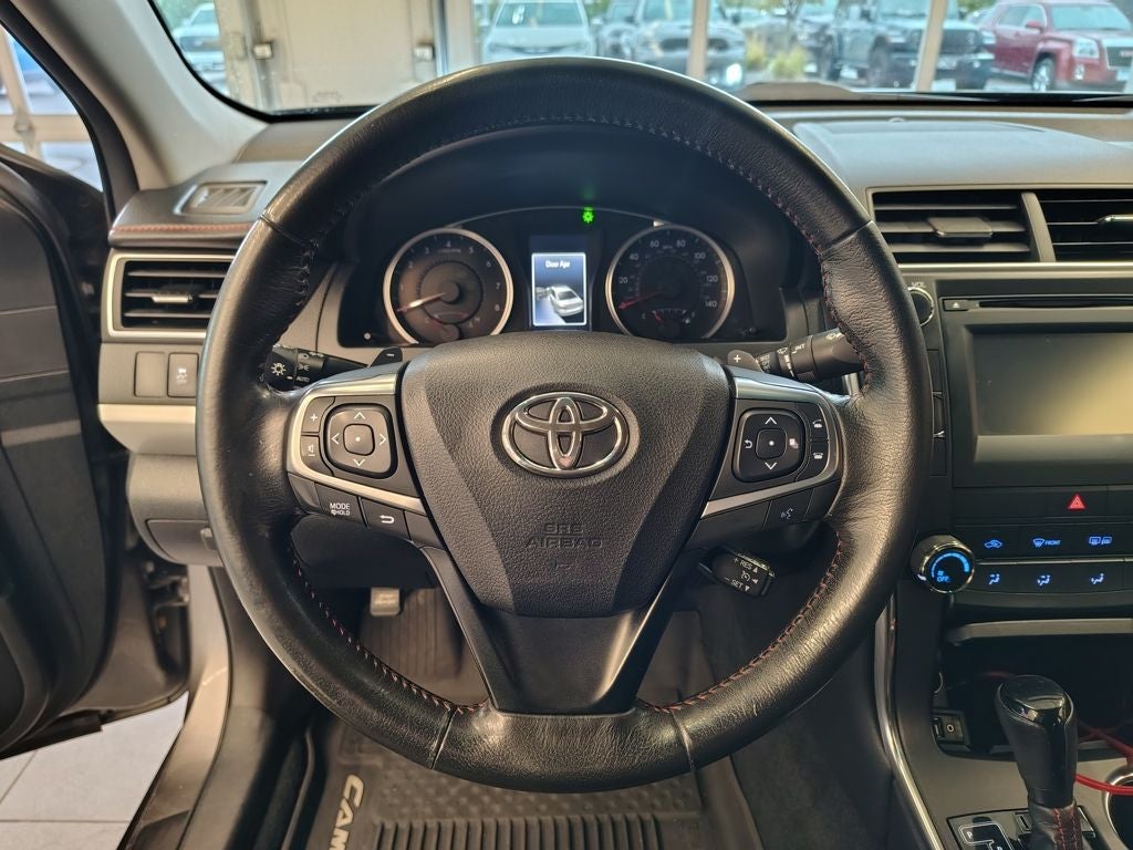 2016 Toyota Camry SE