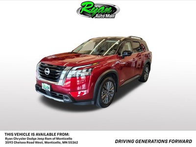 2024 Nissan Pathfinder SL