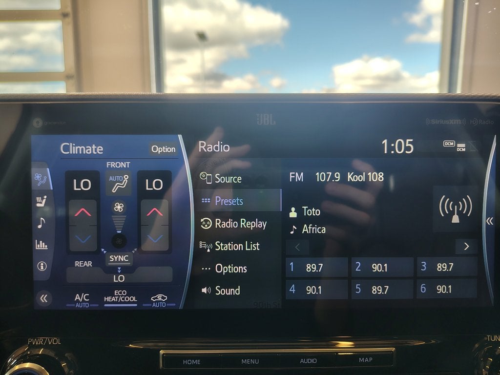 2020 Toyota Highlander Hybrid Platinum