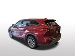2020 Toyota Highlander Hybrid Platinum