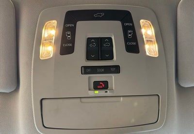 2024 Toyota Sienna XLE 8 Passenger