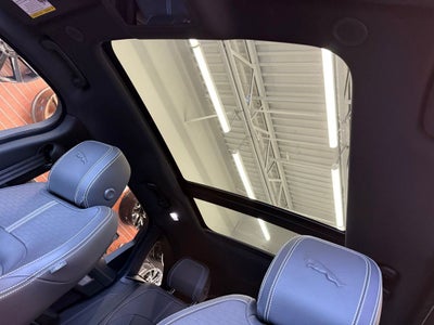 2025 Jaguar F-PACE P250 R-Dynamic S