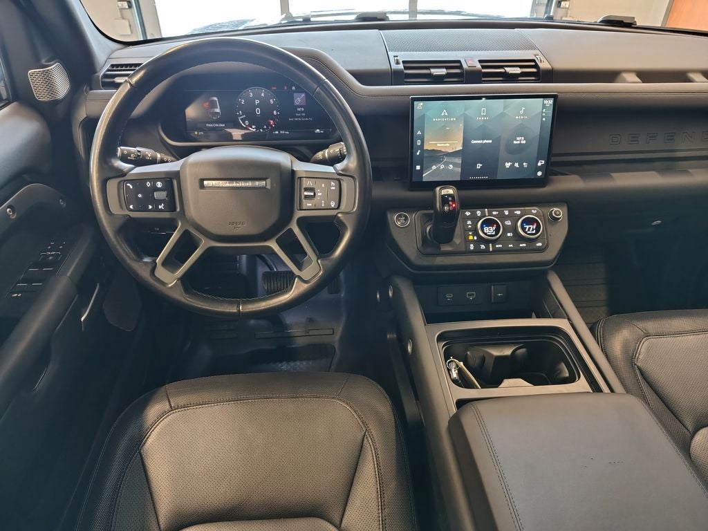 2024 Land Rover Defender 130 X-Dynamic SE