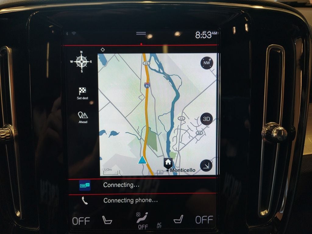 2019 Volvo XC40 Momentum