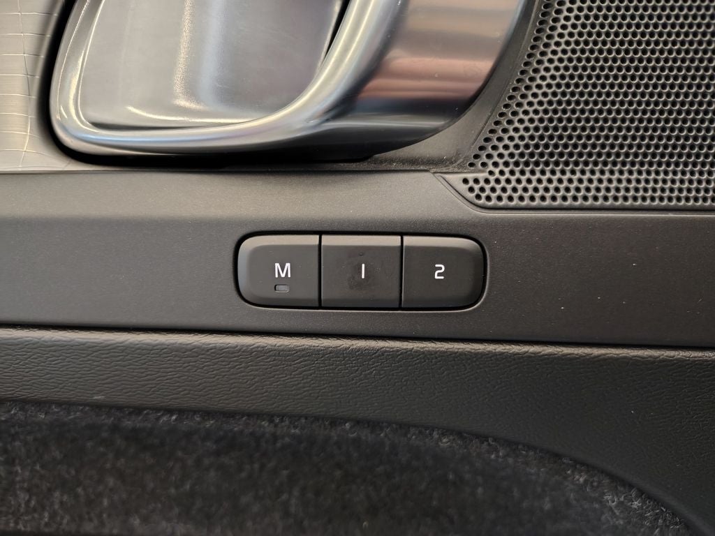 2019 Volvo XC40 Momentum