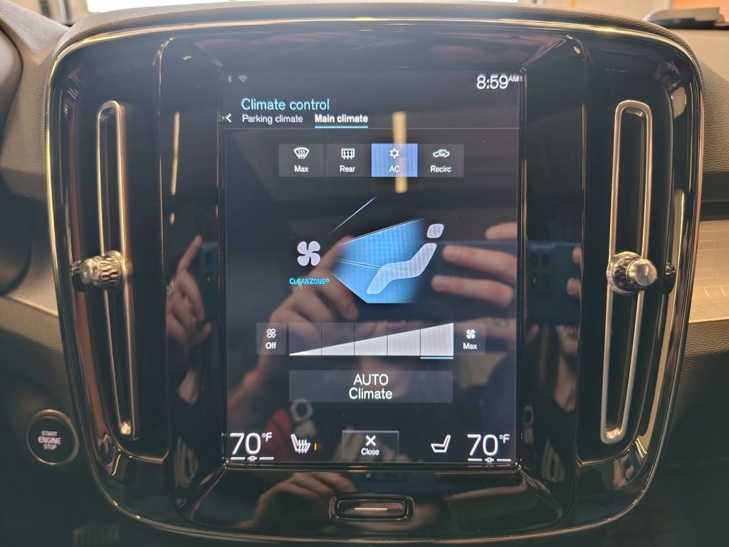 2019 Volvo XC40 Momentum