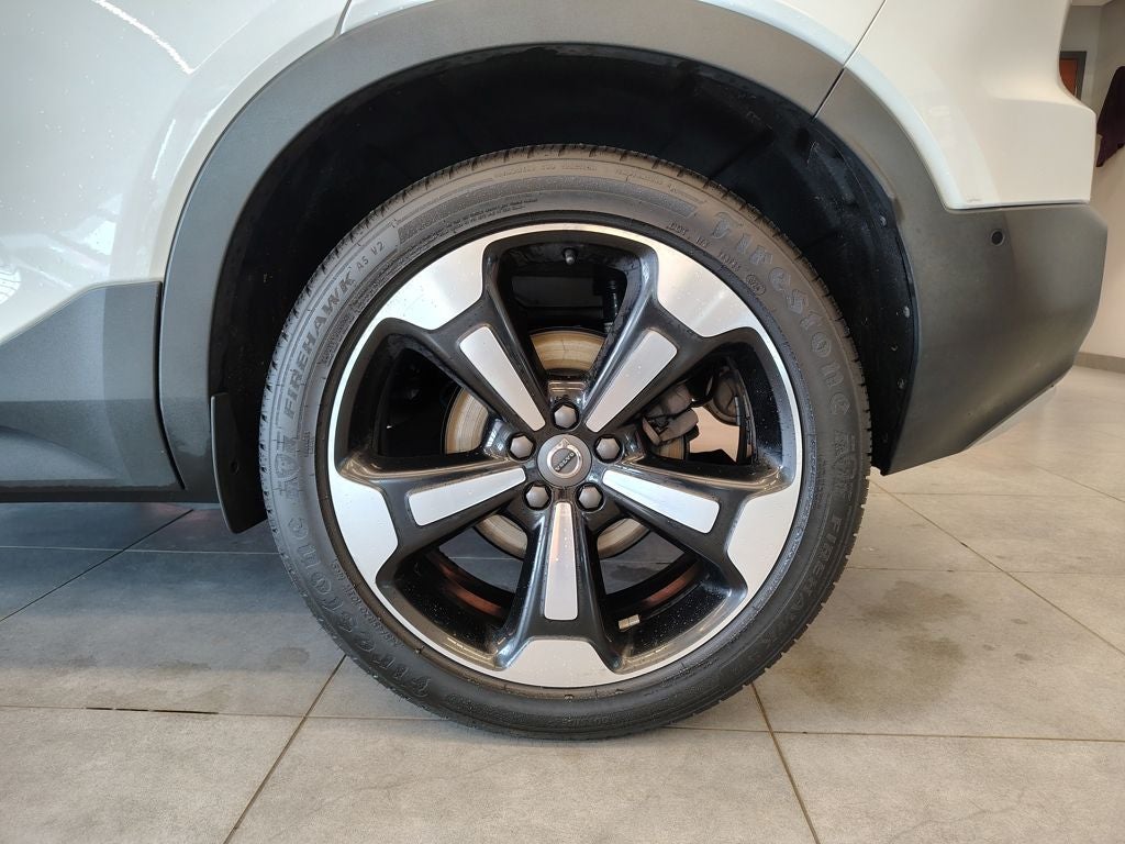 2019 Volvo XC40 Momentum