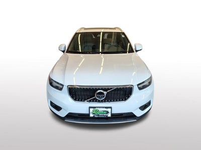 2019 Volvo XC40 Momentum