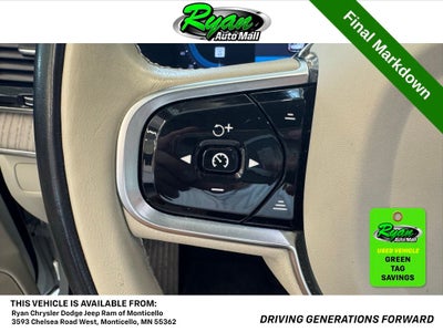 2023 Volvo XC90 B5 Plus