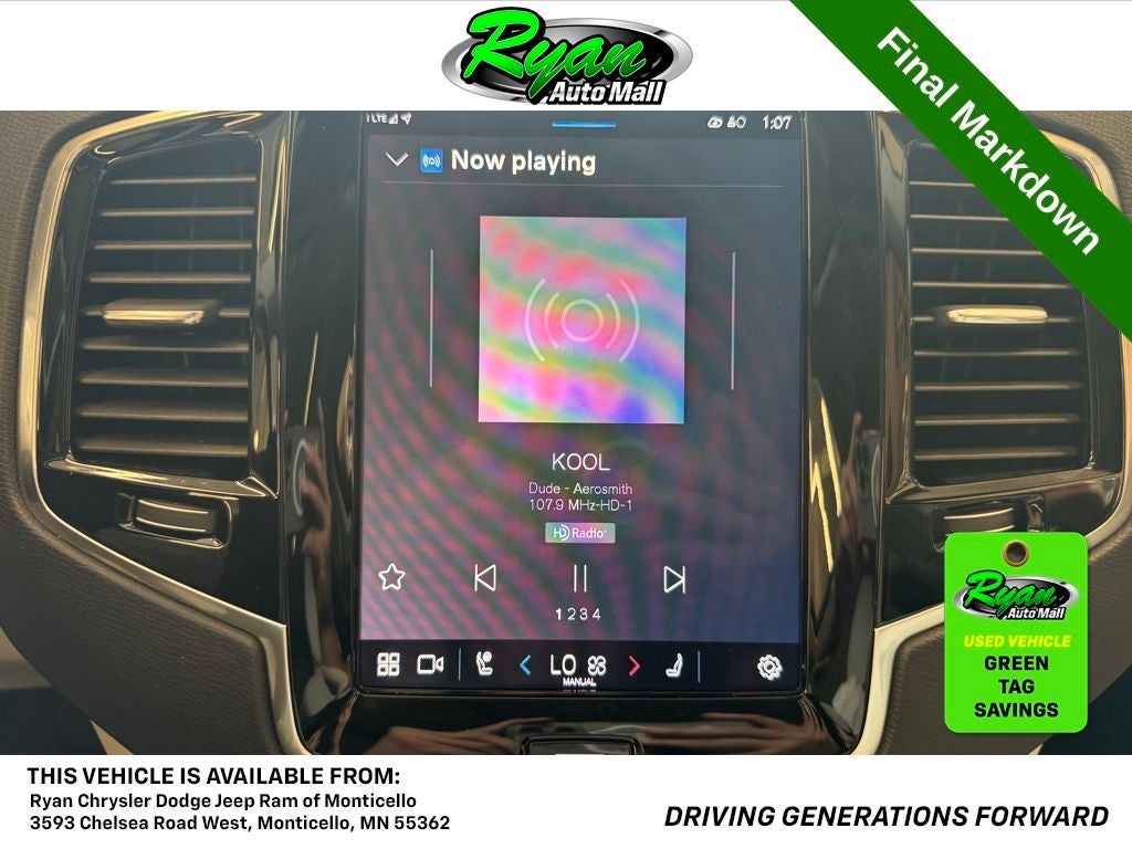 2023 Volvo XC90 B5 Plus