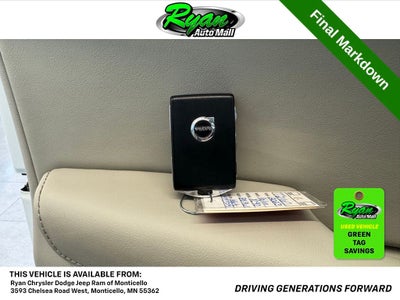 2023 Volvo XC90 B5 Plus