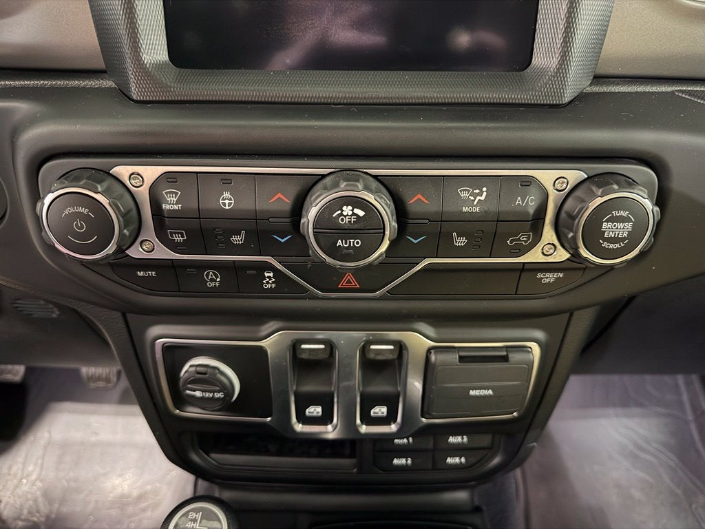 2022 Jeep Wrangler Willys