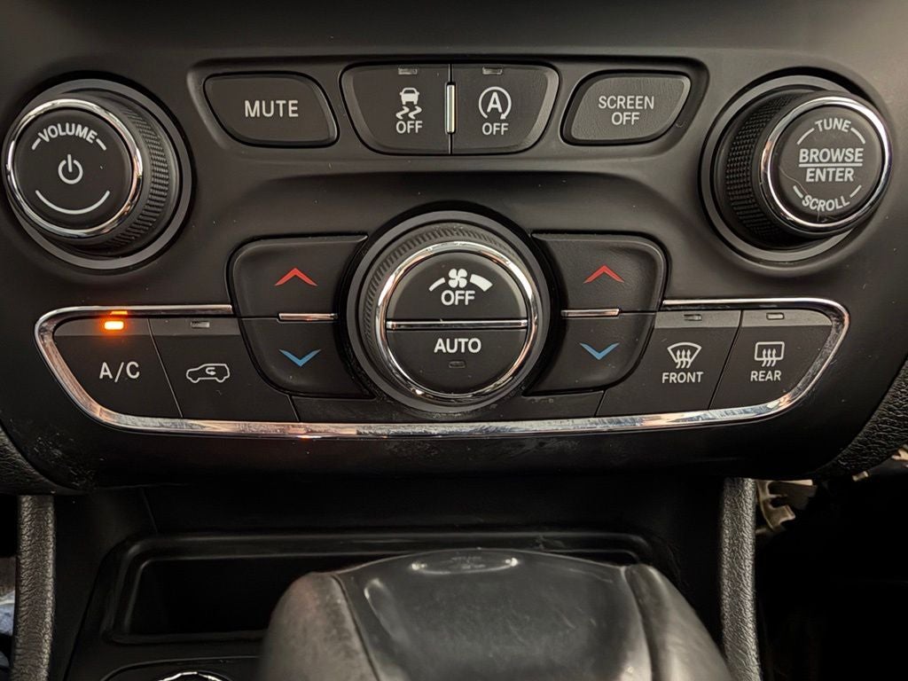 2019 Jeep Cherokee Trailhawk