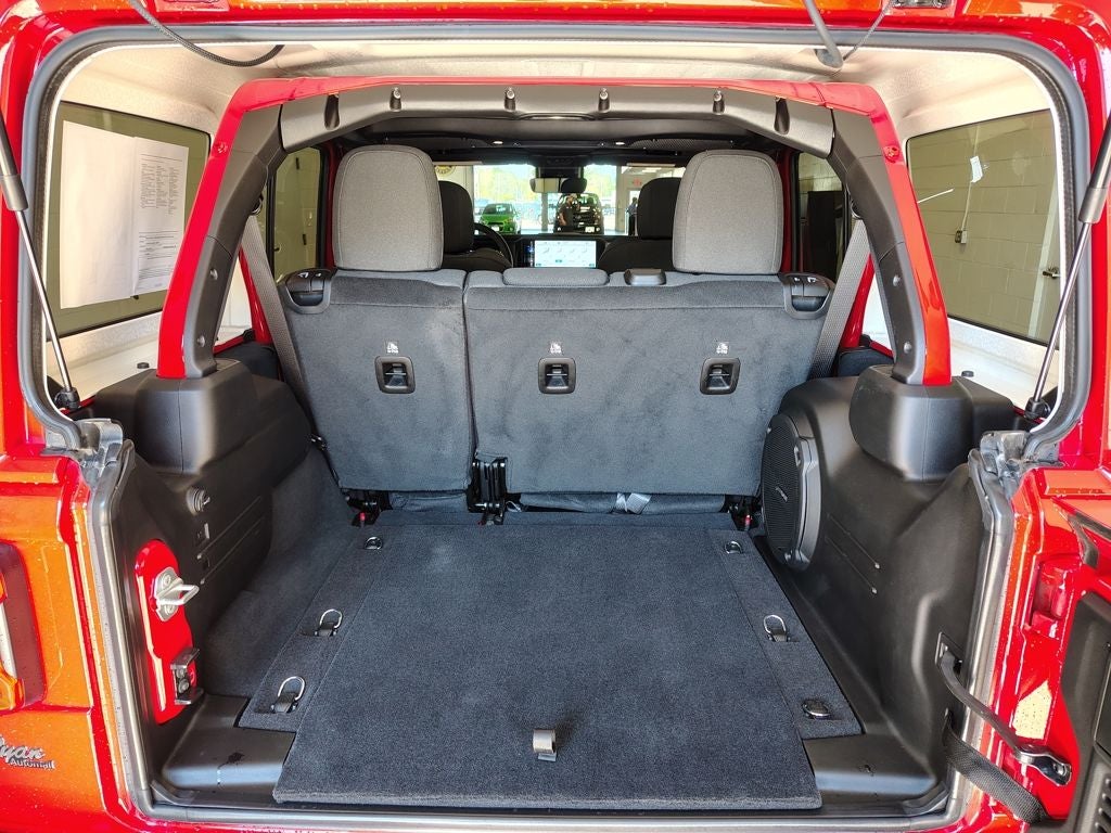2024 Jeep Wrangler Unlimited Sahara