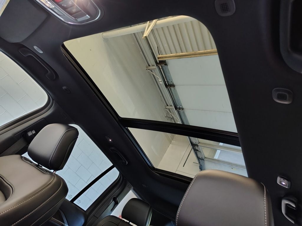 2027 Jeep Grand Cherokee Limited
