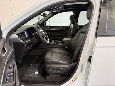 2027 Jeep Grand Cherokee Limited