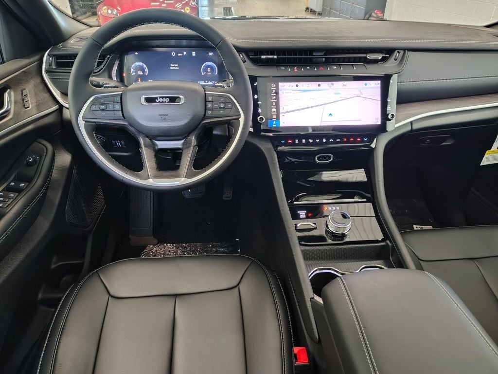 2027 Jeep Grand Cherokee Limited