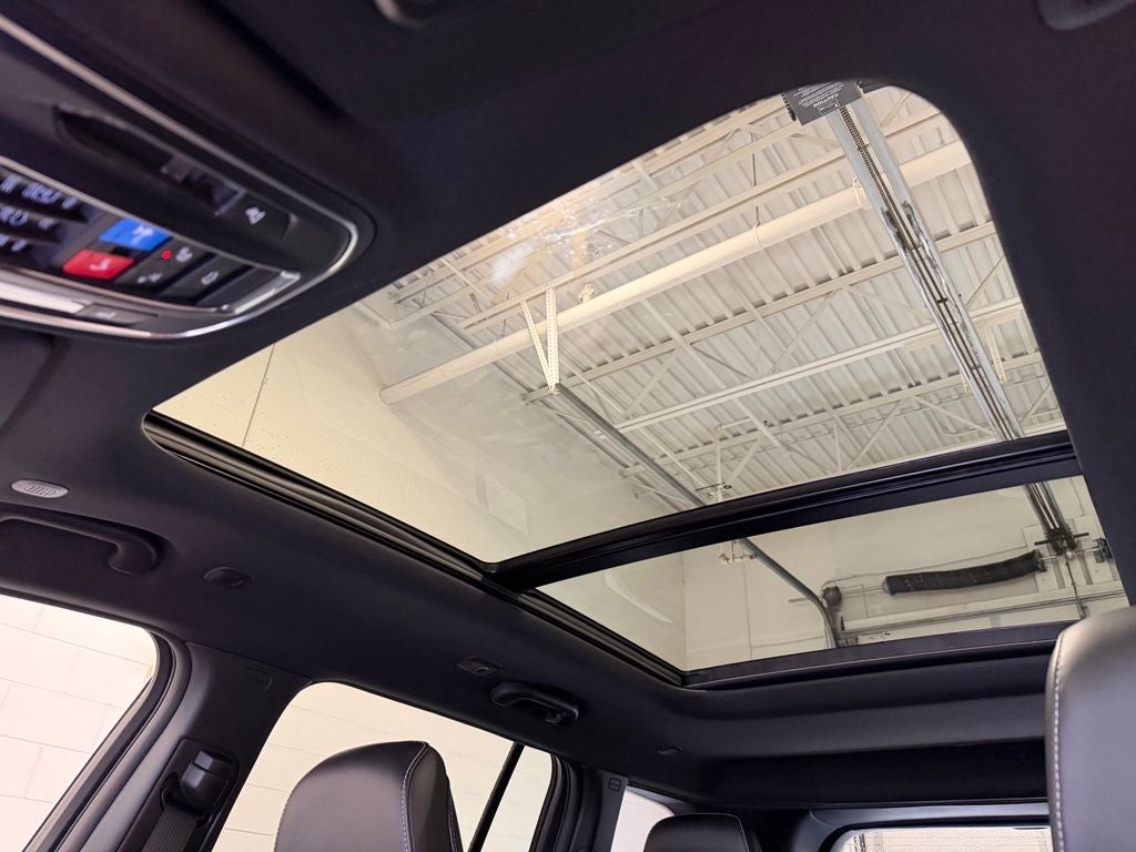 2027 Jeep Grand Cherokee Limited Reserve