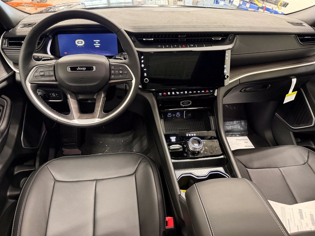 2027 Jeep Grand Cherokee Limited Reserve