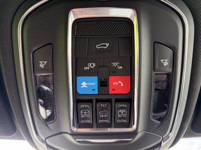 2027 Jeep Grand Cherokee Limited Reserve