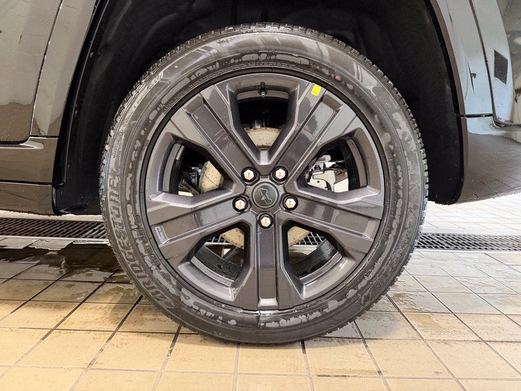2027 Jeep Grand Cherokee Limited Reserve