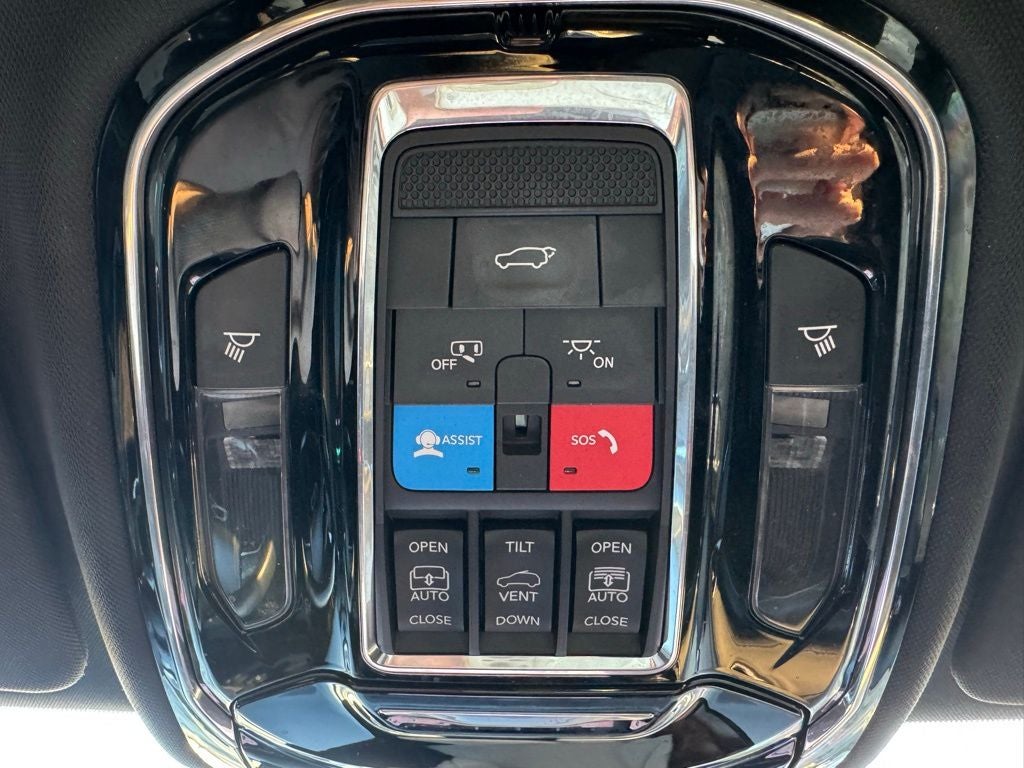 2022 Jeep Grand Cherokee Overland