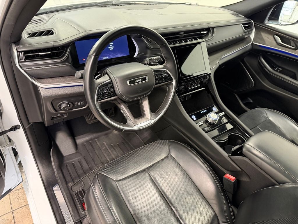 2022 Jeep Grand Cherokee Overland