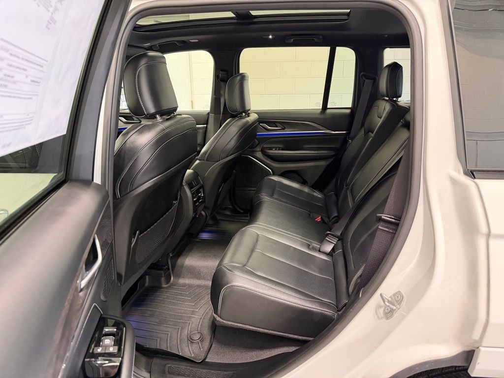 2022 Jeep Grand Cherokee Overland