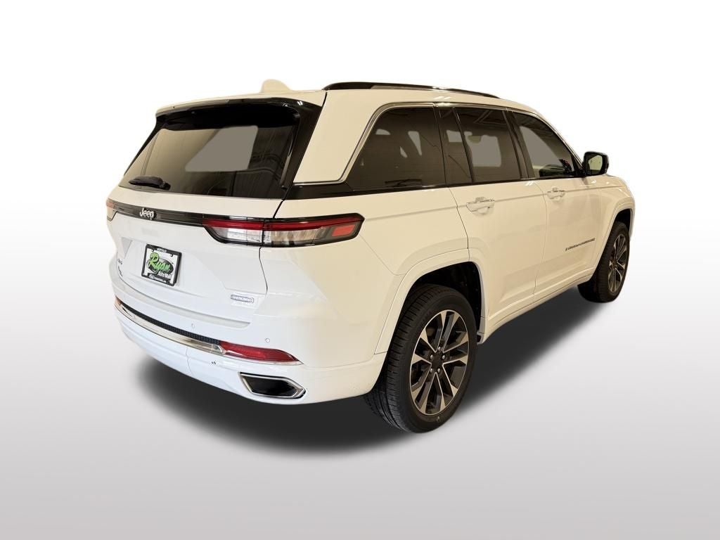 2022 Jeep Grand Cherokee Overland