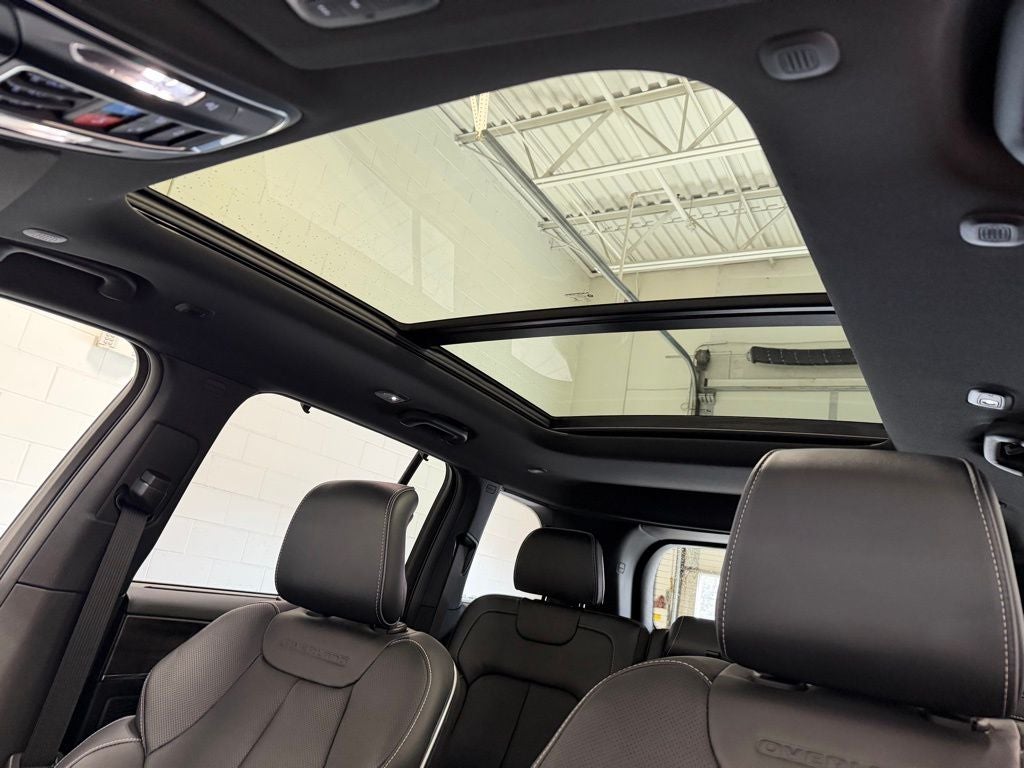2025 Jeep Grand Cherokee Overland