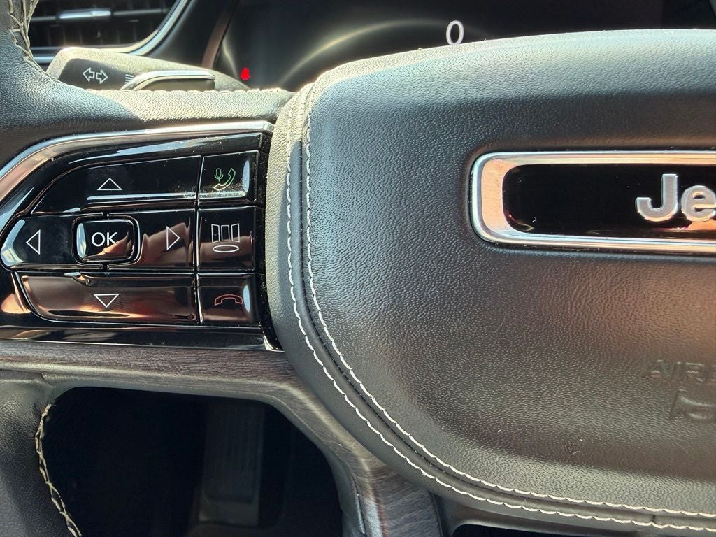 2022 Jeep Grand Cherokee Overland