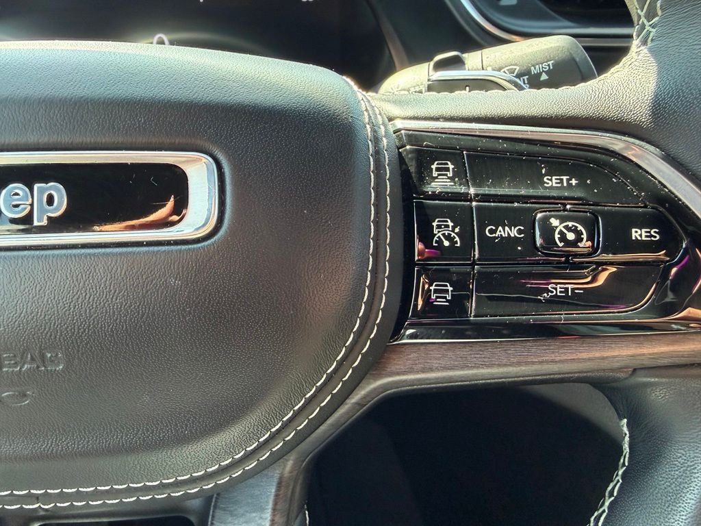 2022 Jeep Grand Cherokee Overland