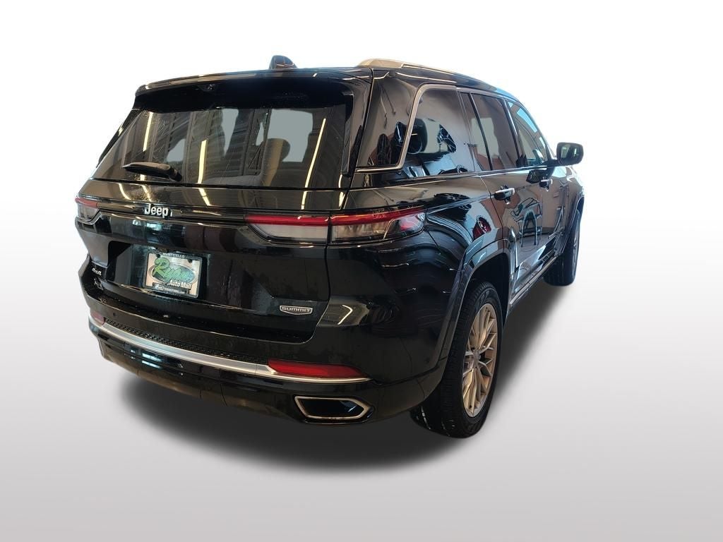 2023 Jeep Grand Cherokee Summit