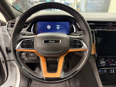 2022 Jeep Grand Cherokee Summit