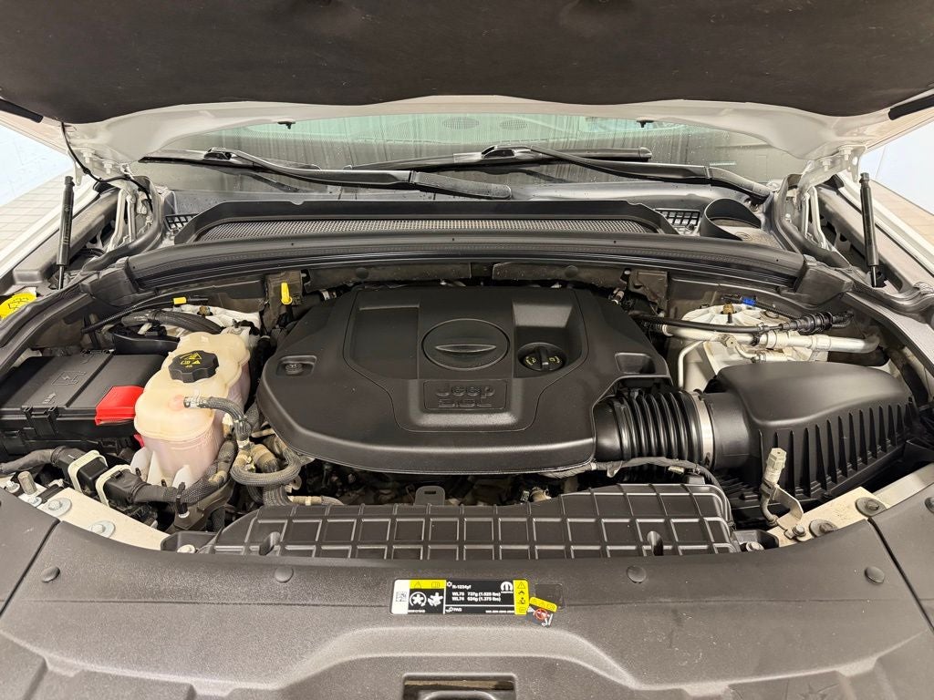 2022 Jeep Grand Cherokee Summit