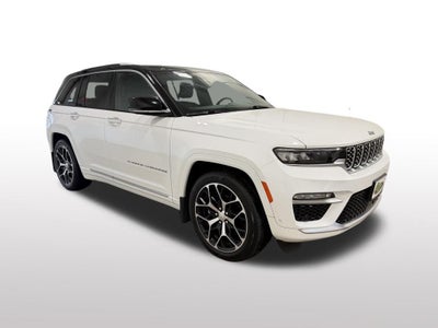 2022 Jeep Grand Cherokee Summit
