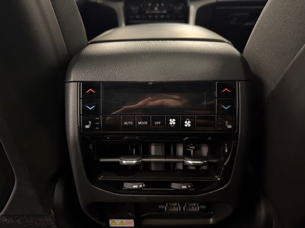 2024 Jeep Grand Cherokee Summit