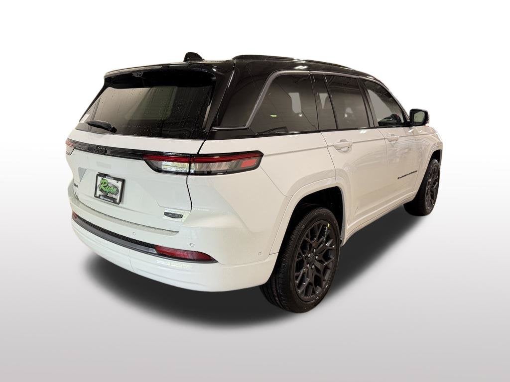 2027 Jeep Grand Cherokee Summit