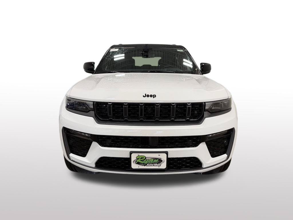 2027 Jeep Grand Cherokee Summit